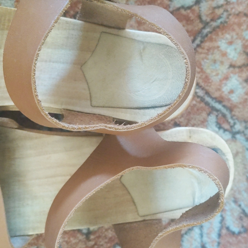 No. 6 Jane Peep-Toe Clog in Palamino - Picture 6 of 9